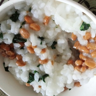 【離乳食後期】小松菜納豆ご飯